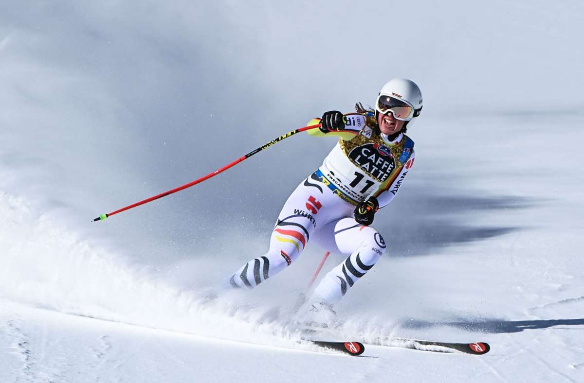 Ski-WM : Skirennfahrerin Kira   Weidle gewinnt Silber in der Abfahrt