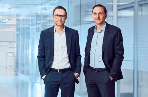 Finanzchef Marc Bunz (links) und Vorstandschef Nicolas Schweizer Foto: Schweizer Electronic/Nico Pudimat
