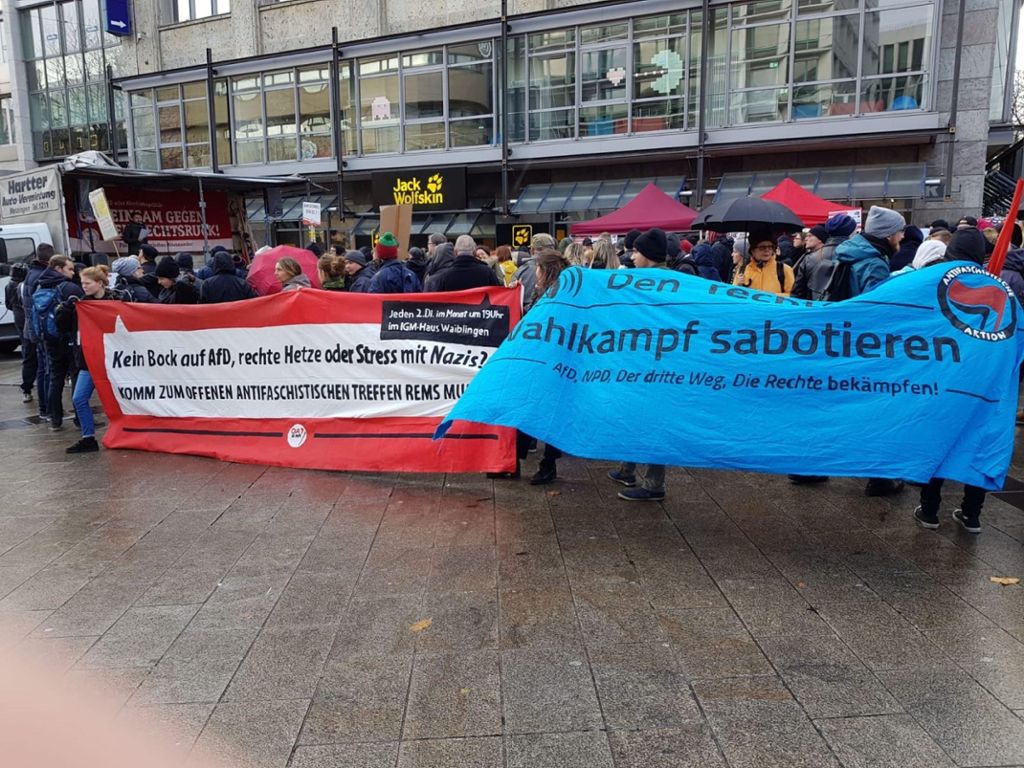 8.12.18 Gegendemonstranten begleiten AfD-Demo in der Stuttgarter Innenstadt