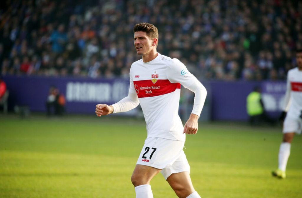Aufstellung des VfB Stuttgart gegen Karlsruher SC: Warum vieles für Mario Gomez spricht