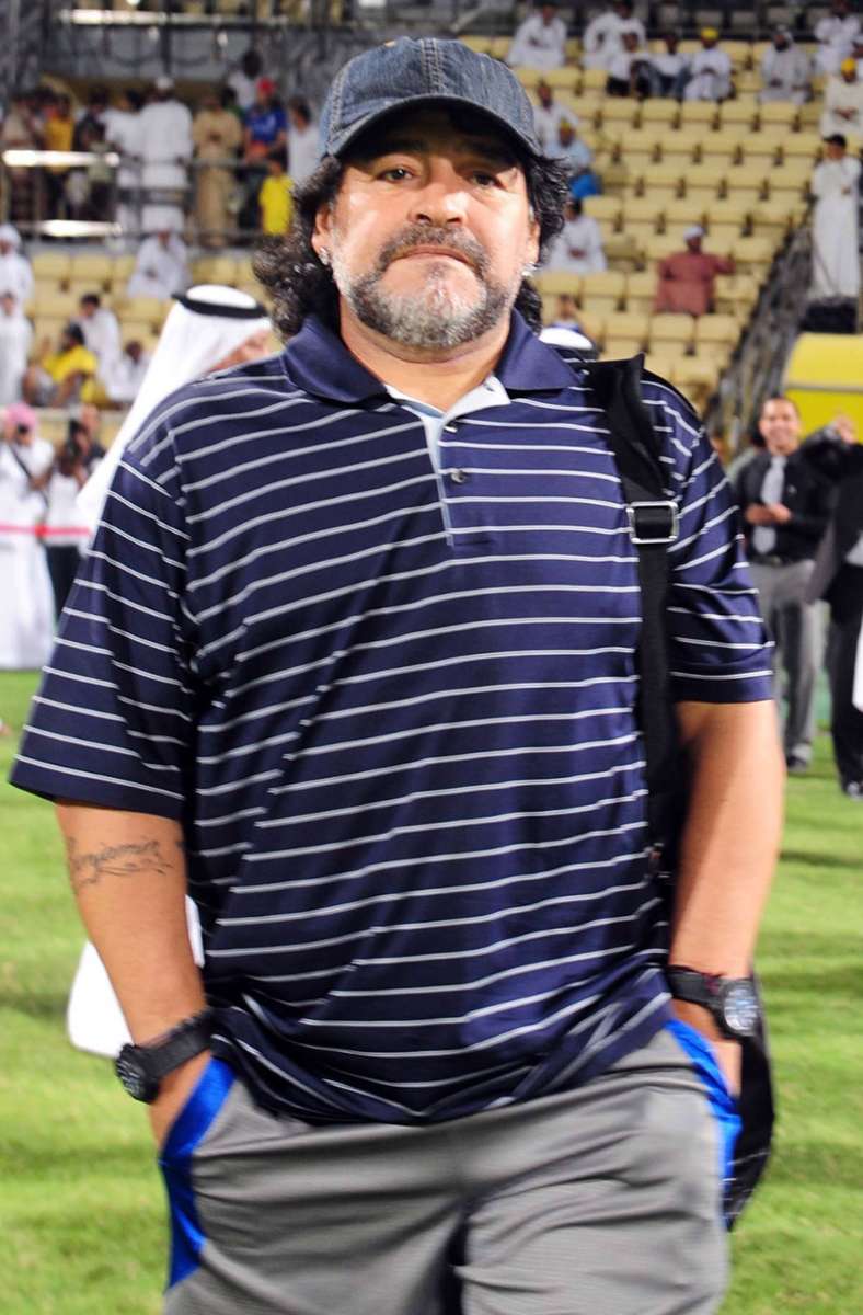 Ausnahmsweise war Maradona in dieser Situation seiner Zeit voraus: Normcore in Perfektion. So traurig, dass Maradona nicht mehr ist.