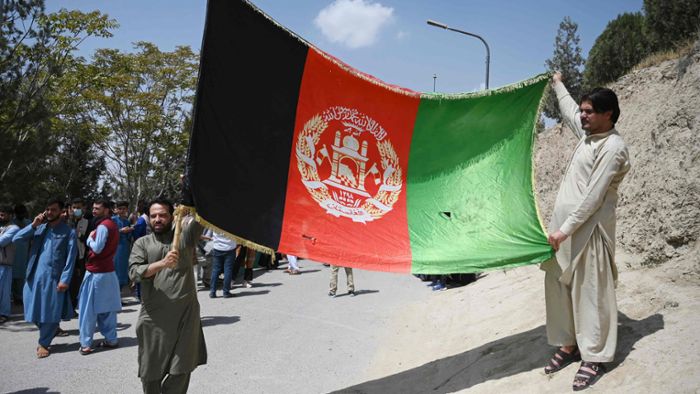 Videos im Netz zeigen Proteste gegen Taliban mit Nationalflagge