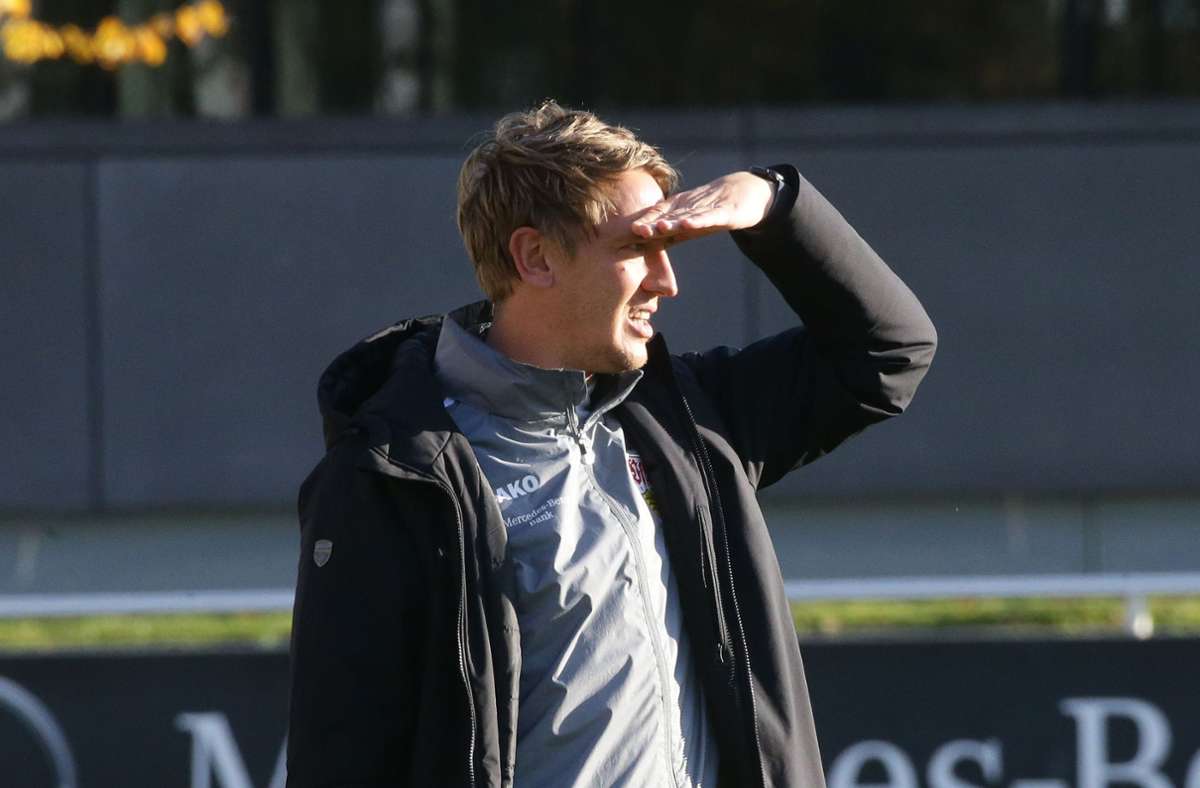 Trainingsstart beim VfB Stuttgart II: Wo Trainer Frank Fahrenhorst noch Luft nach oben sieht