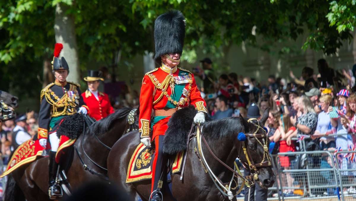 Trooping the Colour 2023: König Charles III. auch mit 74 noch hoch zu Pferde