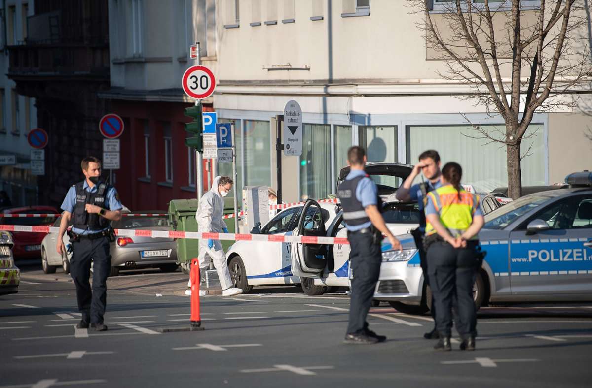 Mainzer Innenstadt: Polizei schießt auf Angreifer