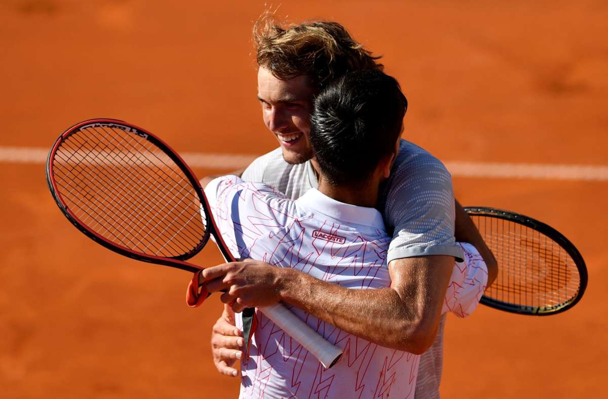 Adria-Tour während Coronakrise: Keine Abstandsregeln beim Tennisturnier: Djokovic wehrt sich gegen Kritik