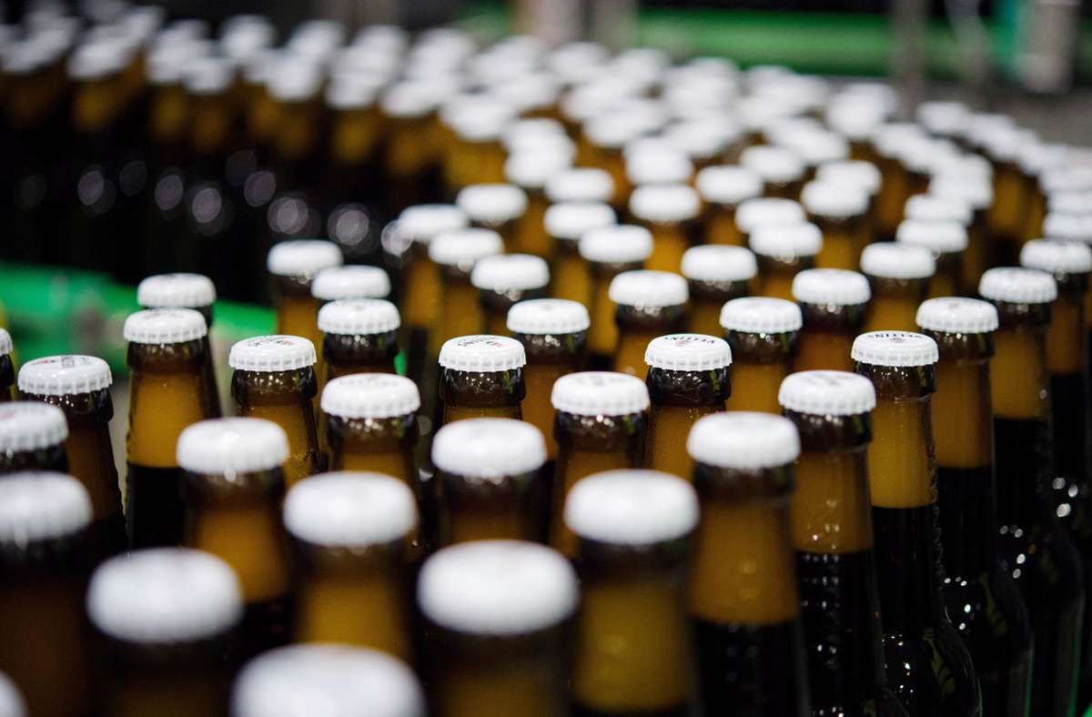 Die Bierpreise in Deutschland werden Medienberichten zufolge steigen. (Symbolbild) Foto: dpa/Rainer Jensen