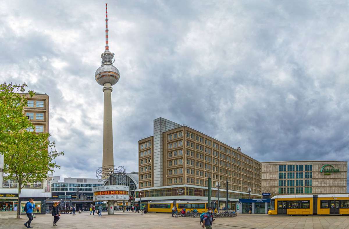 Berlin: Leiche am Alexanderplatz gefunden – Mordkommission ermittelt