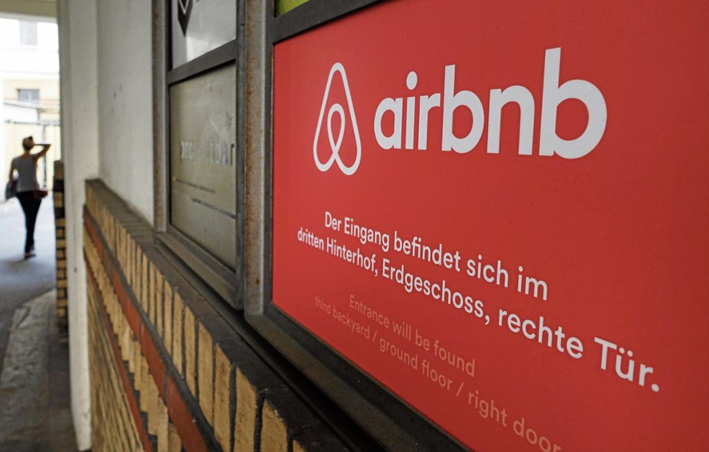 Martin Horn will eine Gesetzesverschärfung gegen illegale Ferienwohnungen: Freiburgs OB fordert Landesgesetz zur Herausgabe von Airbnb-Daten