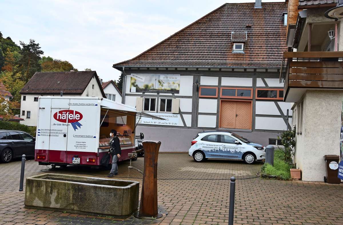 Finanzgeschäft in Rohracker: Bankmobil auf Kelterplatz ausgebremst