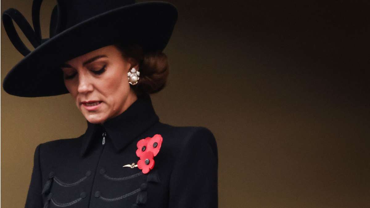Prinzessin Kate am Remembrance Sunday: Das Geheimnis ihrer drei Mohnblüten