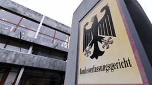 Verfassungsrichter lehnen Ablehnungsgesuch wegen Berlin-Besuch ab