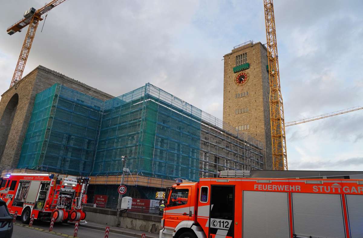 Am Stuttgarter Hauptbahnhof kam es zu einem größeren Feuerwehreinsatz.