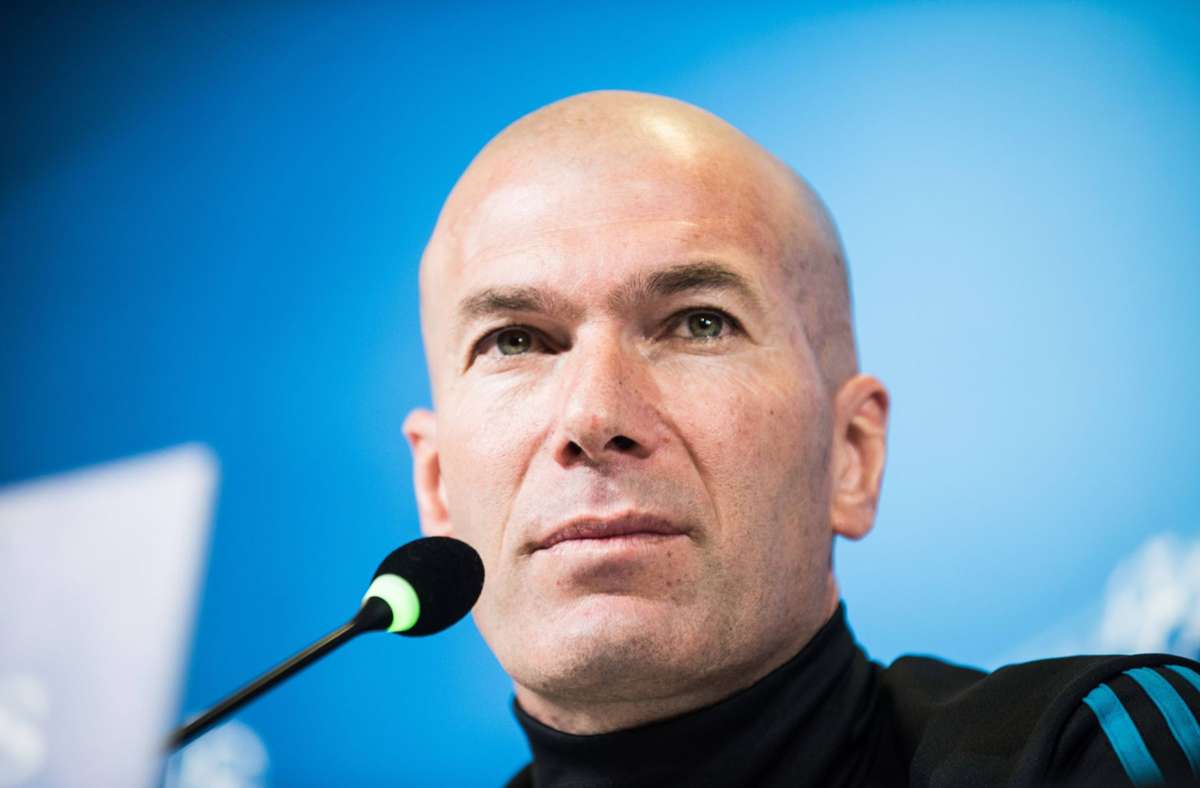 Zinédine Zidane hat zuletzt Real Madrid trainiert (Archivbild). Foto: imago/Pacific Press Agency/Alberto Gandolfo