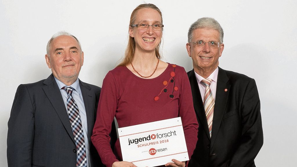 UNTERTüRKHEIM:  Wirtemberg-Gymnasium für besonderes Engagement bei „Jugend forscht“ ausgezeichnet: Auszeichnung für junge Forscher