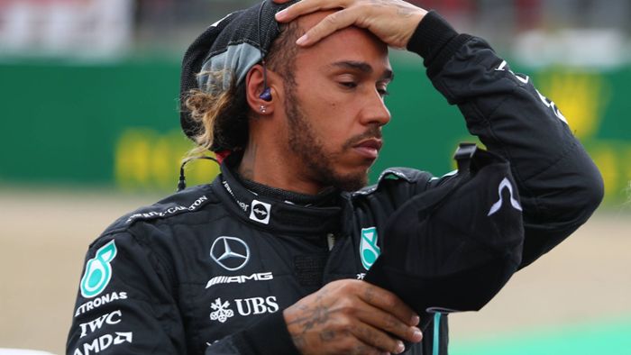 Lewis Hamilton lässt am Hoppel-Mercedes kein gutes Haar