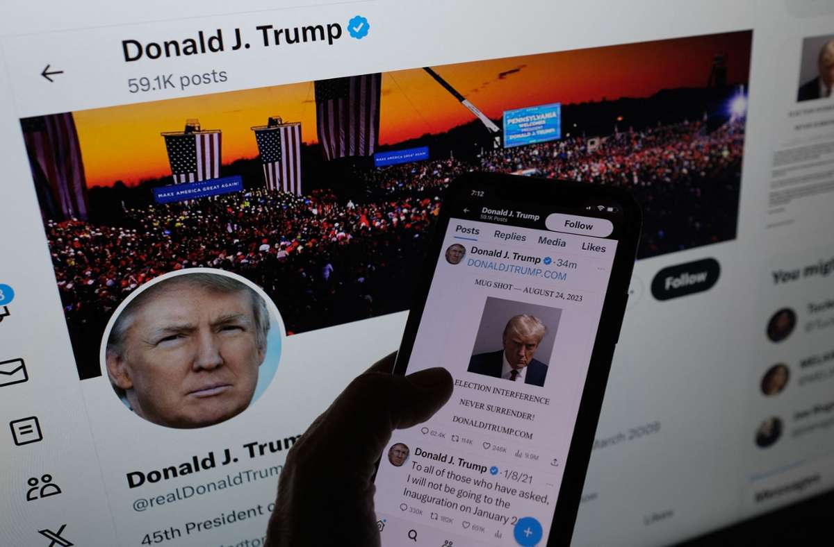 Ex-US-Präsident: Trump kehrt mit Polizeifoto  zu Twitter-Nachfolgeplattform X zurück