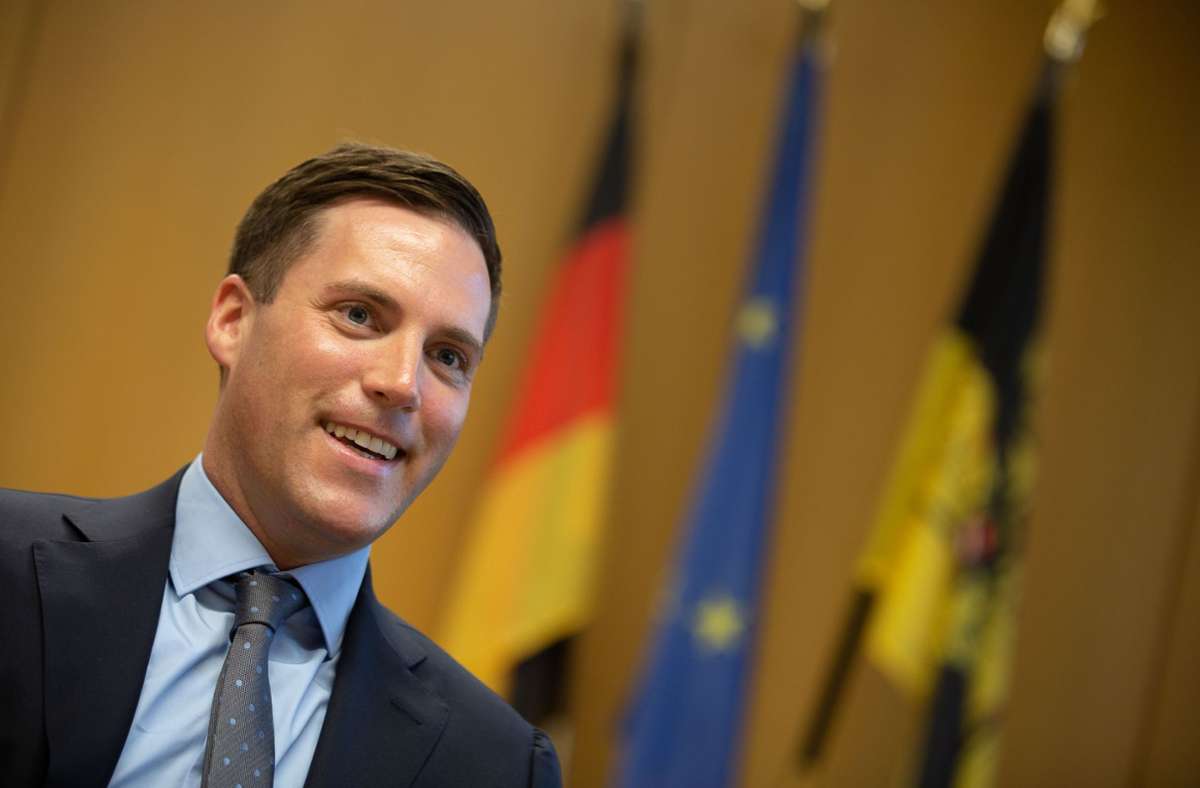 Sascha Binder über CDU-Fraktionschef: Moderner Anzug, moderne CDU? SPD spottet über Hagel