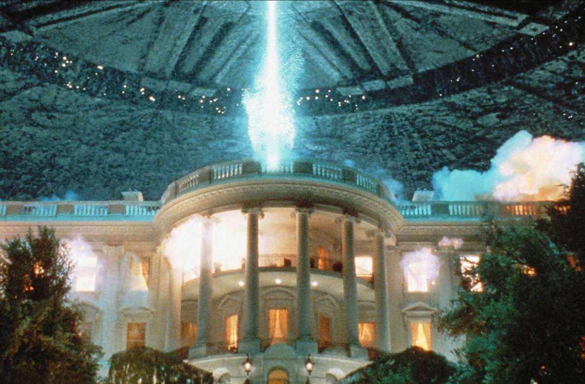 Eines der berühmtesten Bilder der modernen Filmgeschichte: In Roland Emmerichs „Independence Day“ attackiert ein riesiges Ufo das Weiße Haus