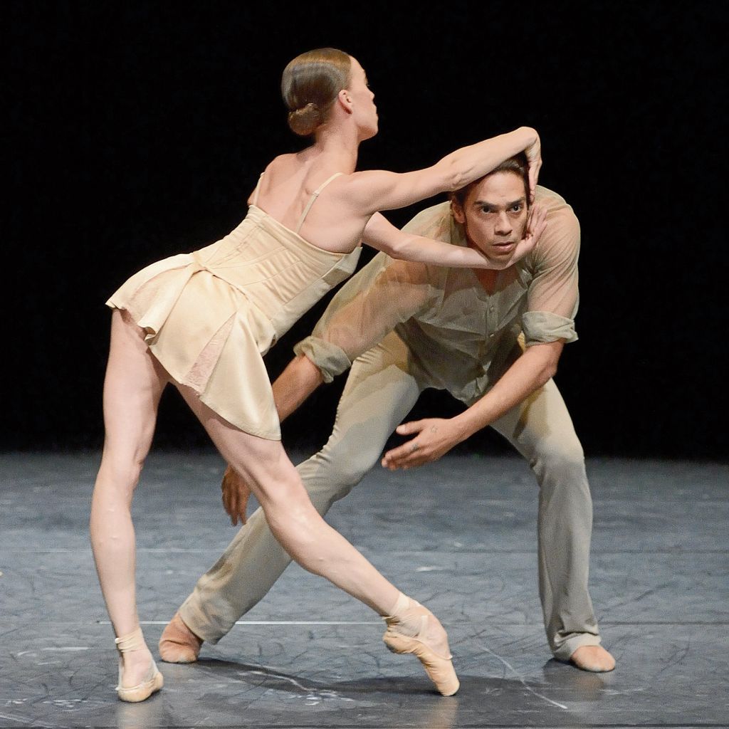 Bei der Festwoche blickt das Stuttgarter Ballett mit „Skizzen“ auf die zahlreichen Uraufführungen unter Reid Anderson zurück: Laszive Lässigkeit