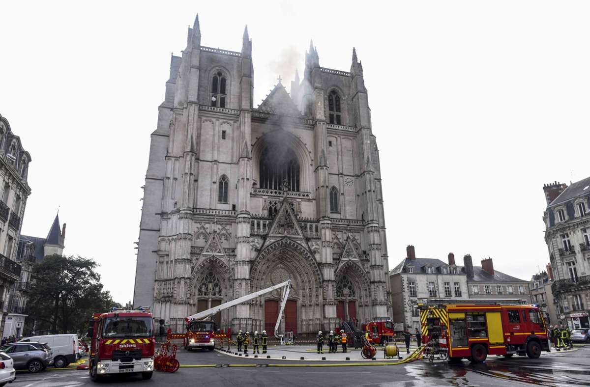 Verdacht auf Brandstiftung: Orgel bei Großbrand in der Kathedrale von Nantes zerstört