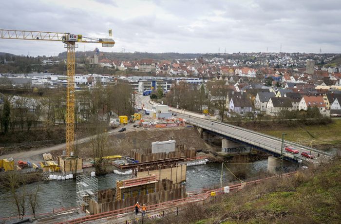 Bauarbeiten ab Dienstag: Vollsperrung der B27 zwischen Besigheim und Walheim