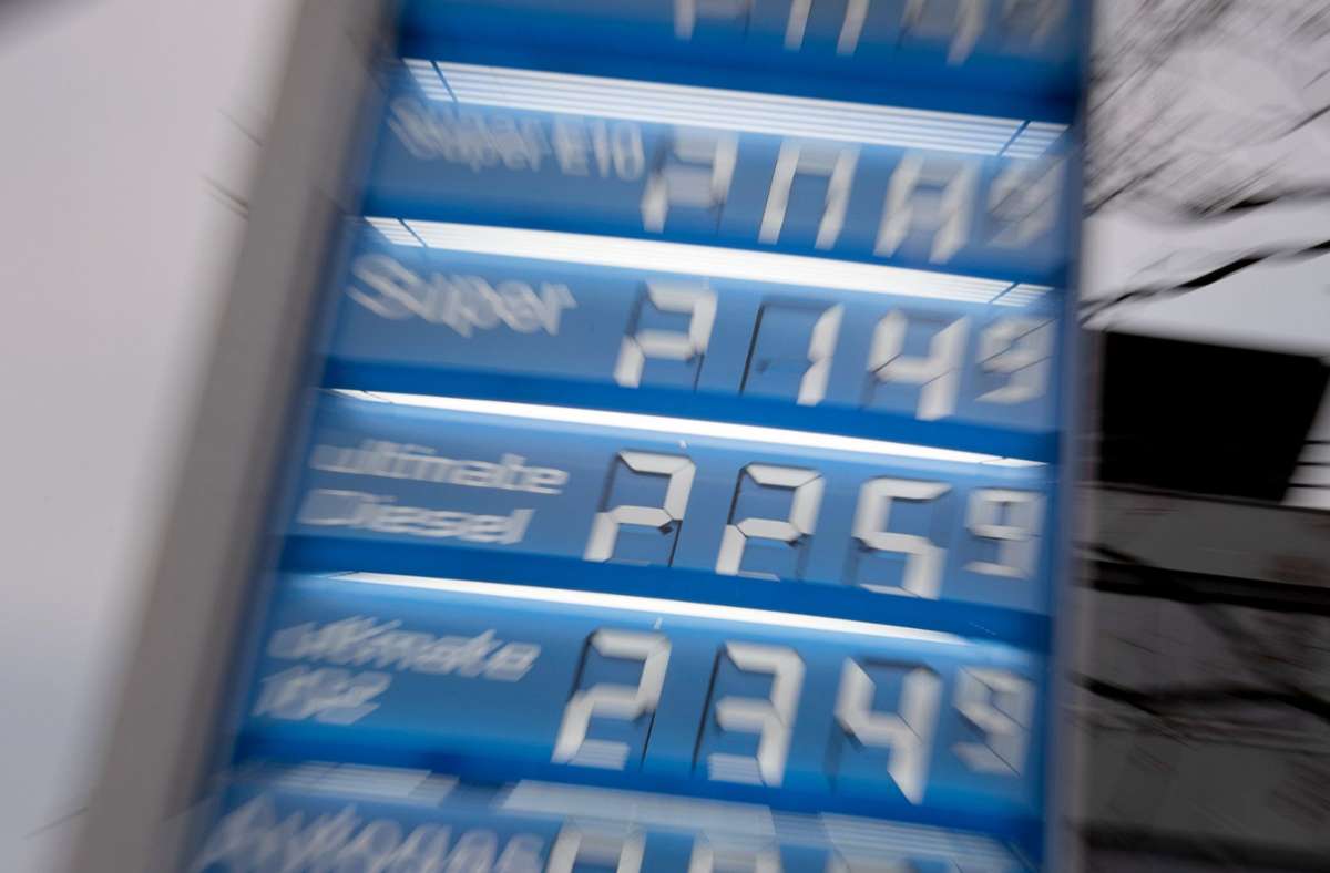Hohe Treibstoffkosten: Spritpreis sinkt nicht mehr