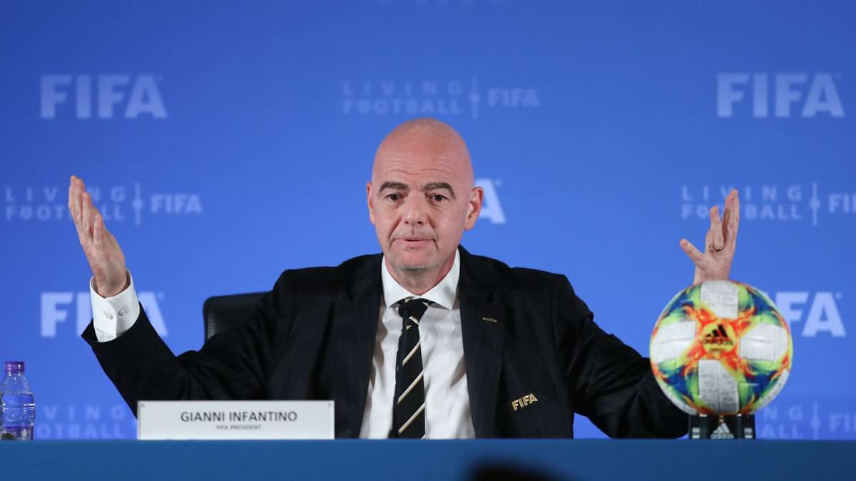 FIFA-Präsident Gianni Infantino ist gegen die Einführung einer Blauen Karte.