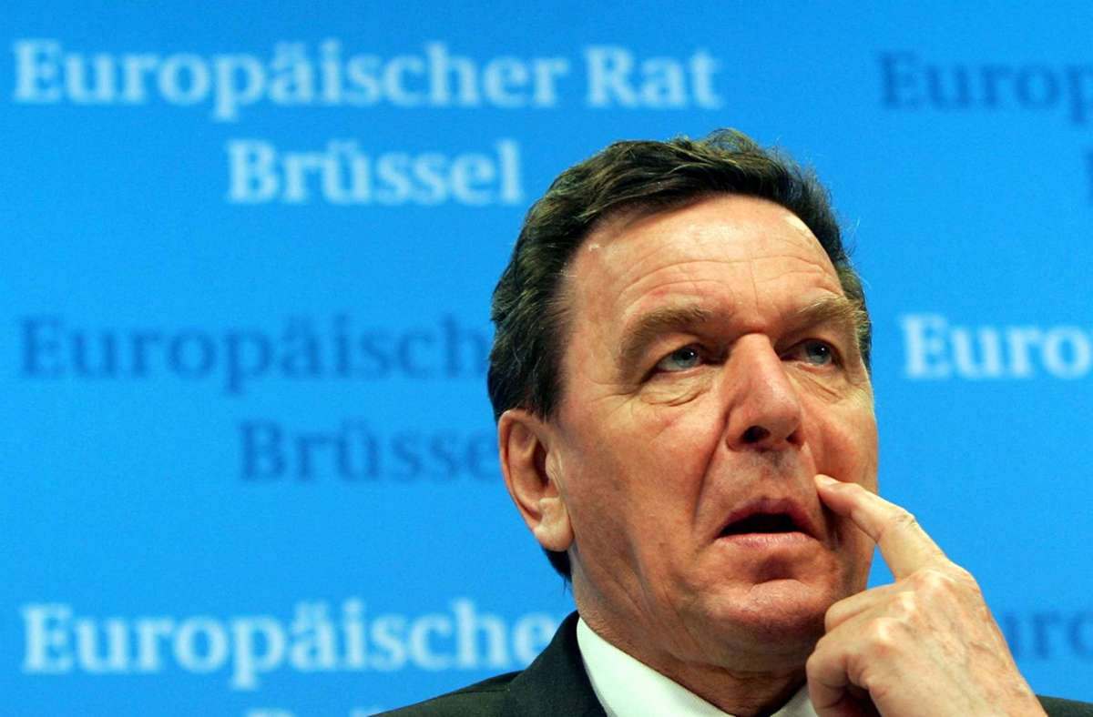 Gerhard Schröder muss sich einem Parteiausschlussverfahren stellen. Foto: dpa/Olivier Hoslet