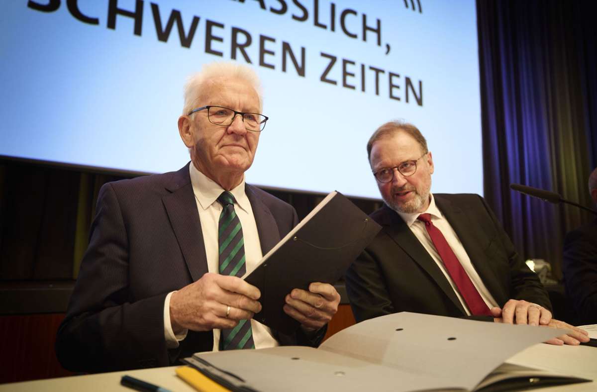 Ministerpräsident Kretschmann in Fellbach: Amtsschimmel in den Landratsämtern