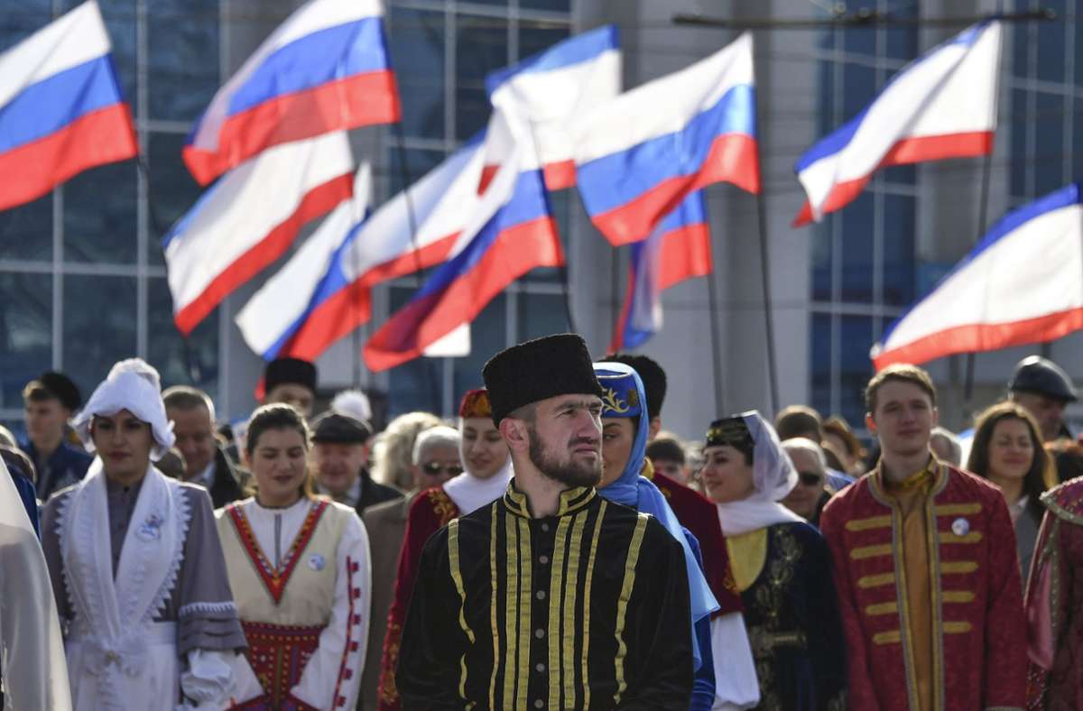 Auf der Krim wird der Jahrestag des Referendums gefeiert. Foto: dpa/Alexey Malgavko