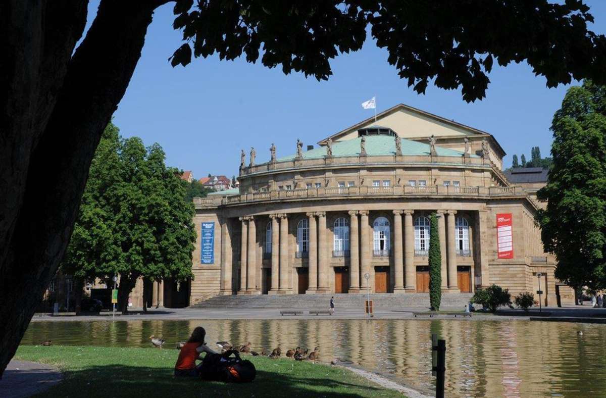 Opernhaus Stuttgart: Außen hui ...