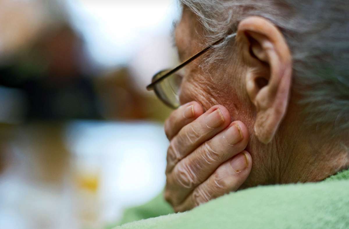 84-Jährige wird Opfer eines Trickbetrugs: Das Geld ist futsch, das Vertrauen weg