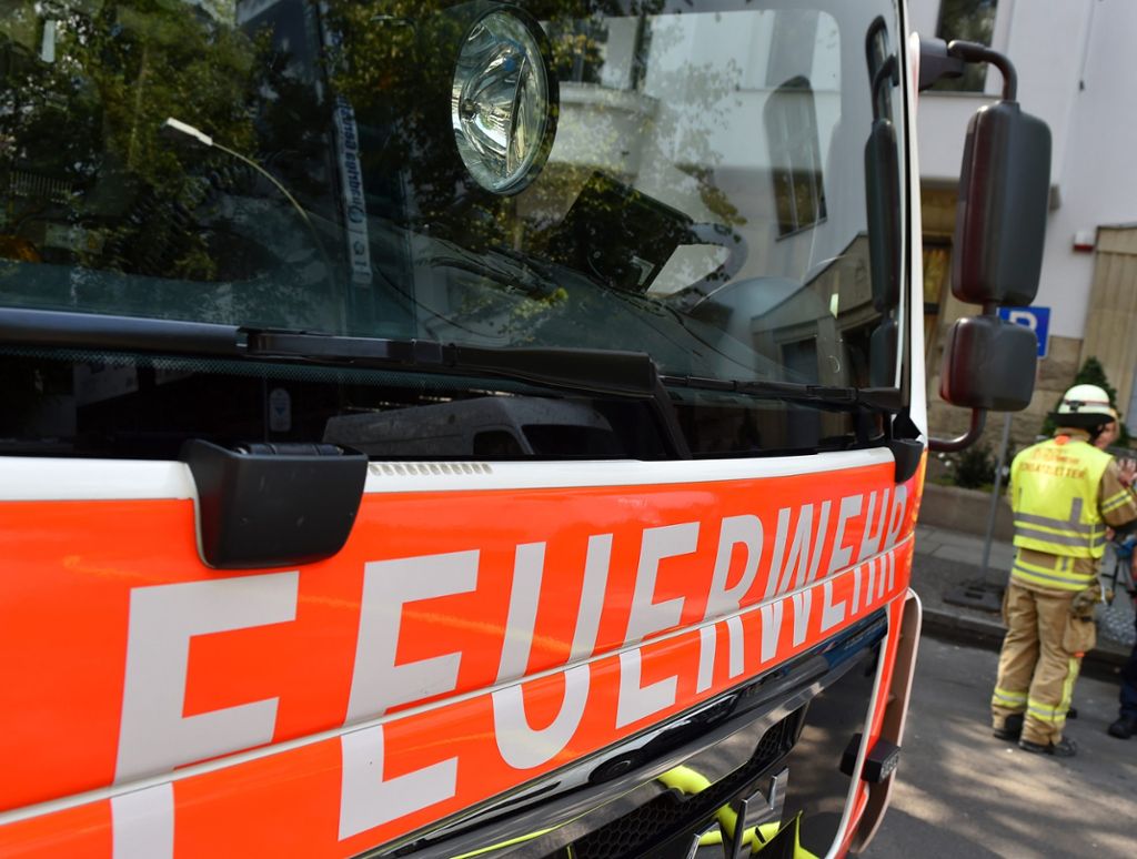 Mann brennt aus Versehen eigenes Haus ab - 1,2 Millionen Euro Schaden