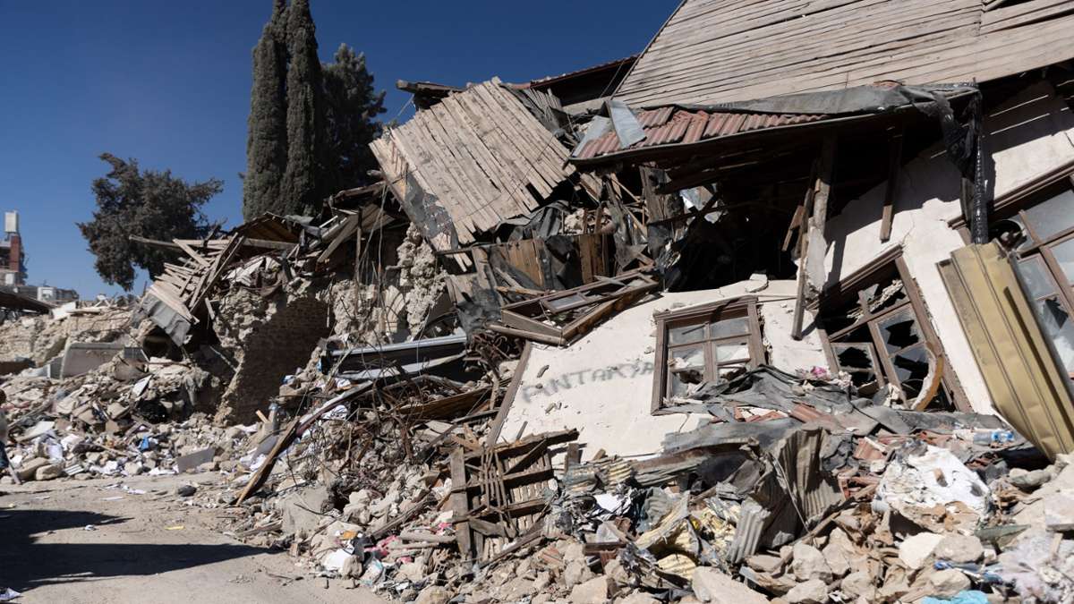 Erdbeben in der Türkei: Jahrhundert-Katastrophe – „Ein Jahr ist vergangen, aber der Schmerz nicht“