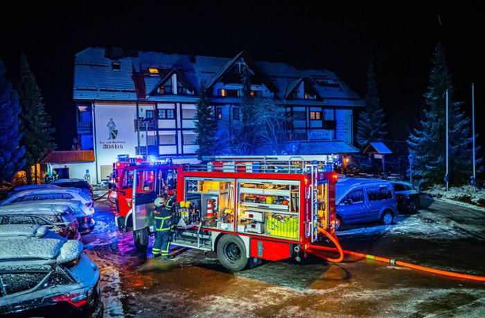 Landkreis Freudenstadt: Drei Menschen bei Hotelbrand in Waldachtal verletzt