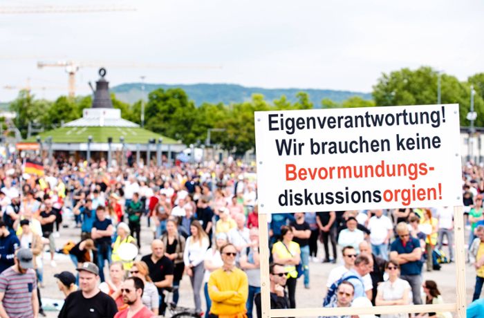 Corona-Protest in Stuttgart: Antifa plant Demo gegen „Querdenker“