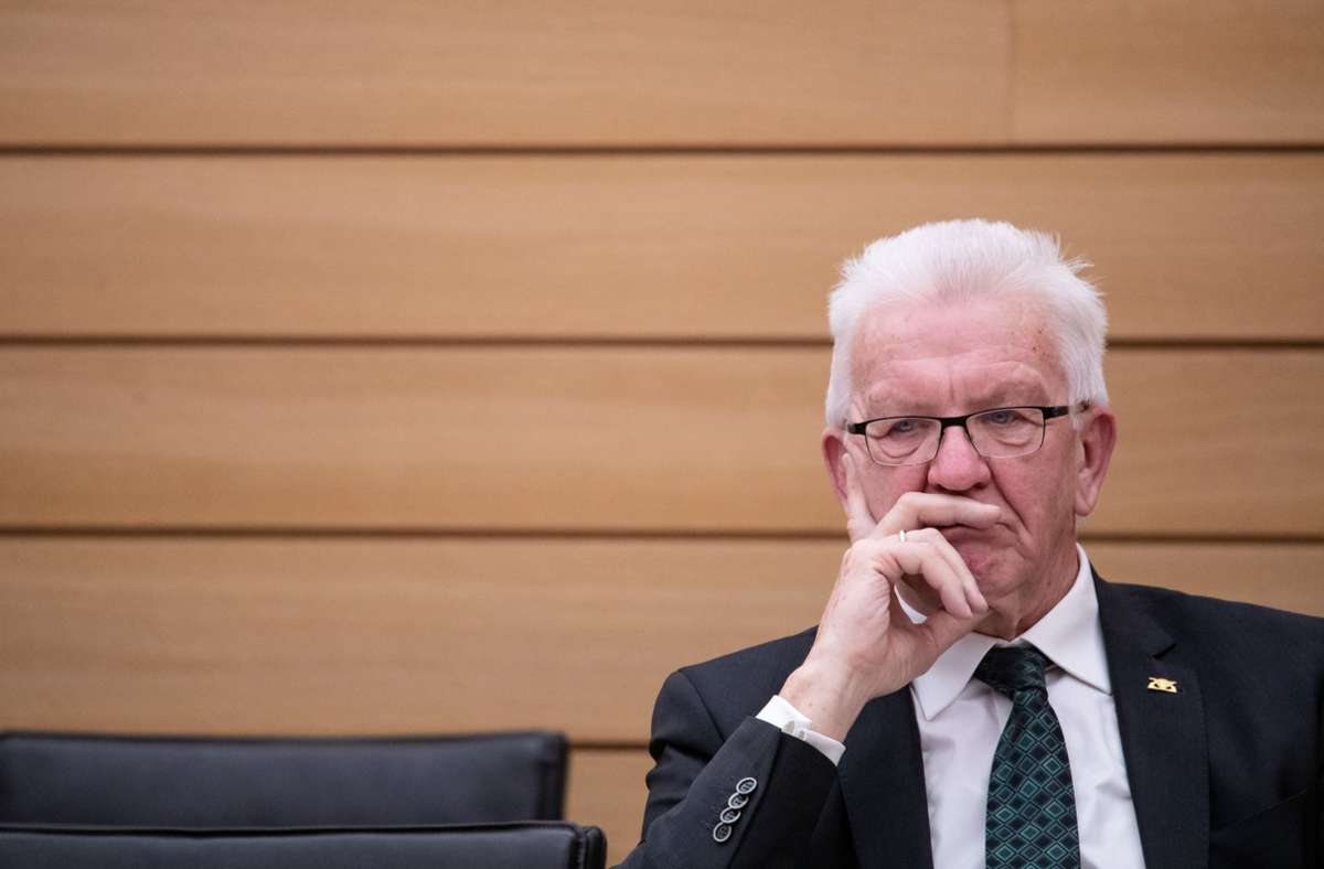 Winfried Kretschmann verkündet: Grün-Schwarz will 2022 ohne neue Schulden auskommen