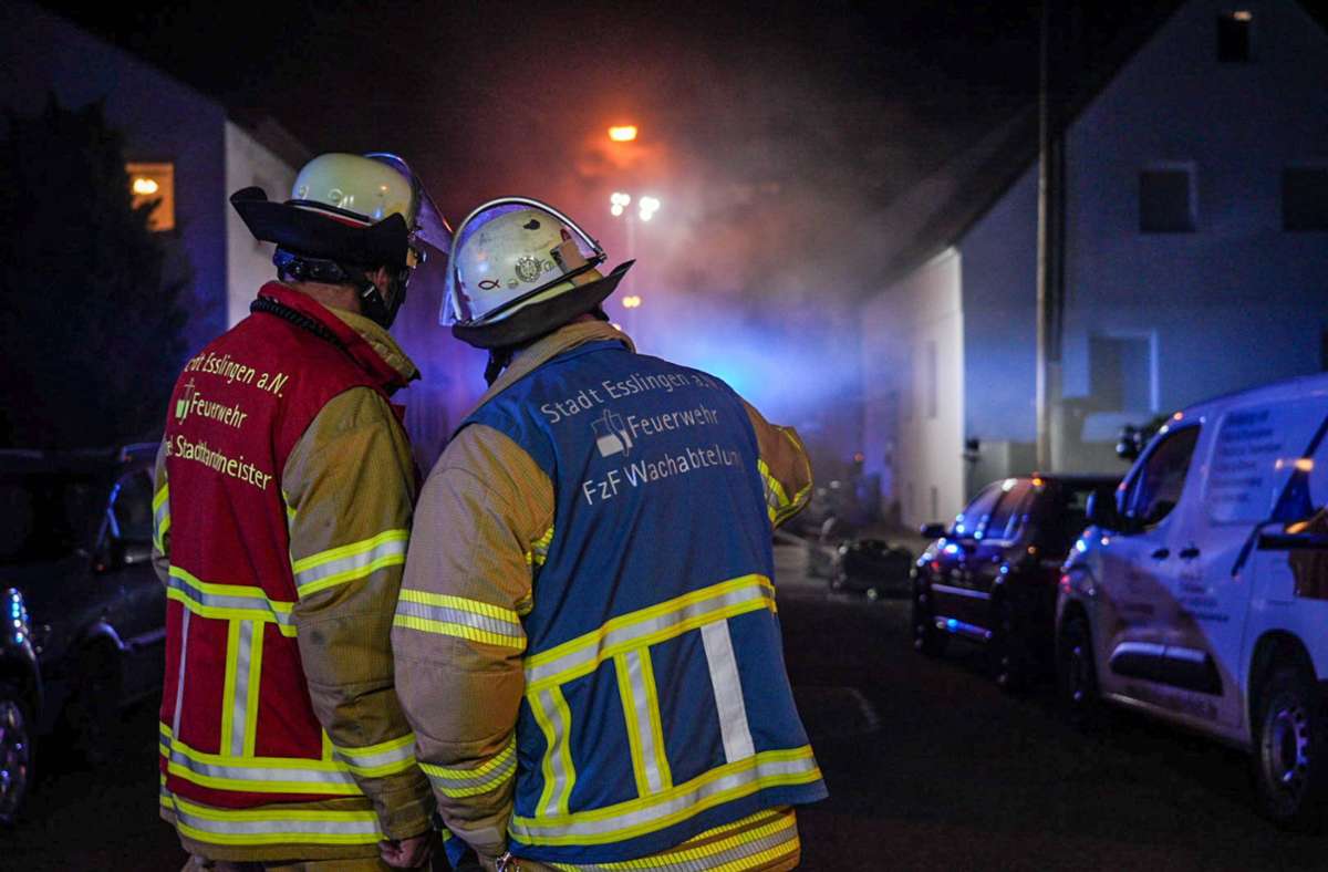 Esslingen-Zell: Hoher Schaden nach Brand in Tiefgarage