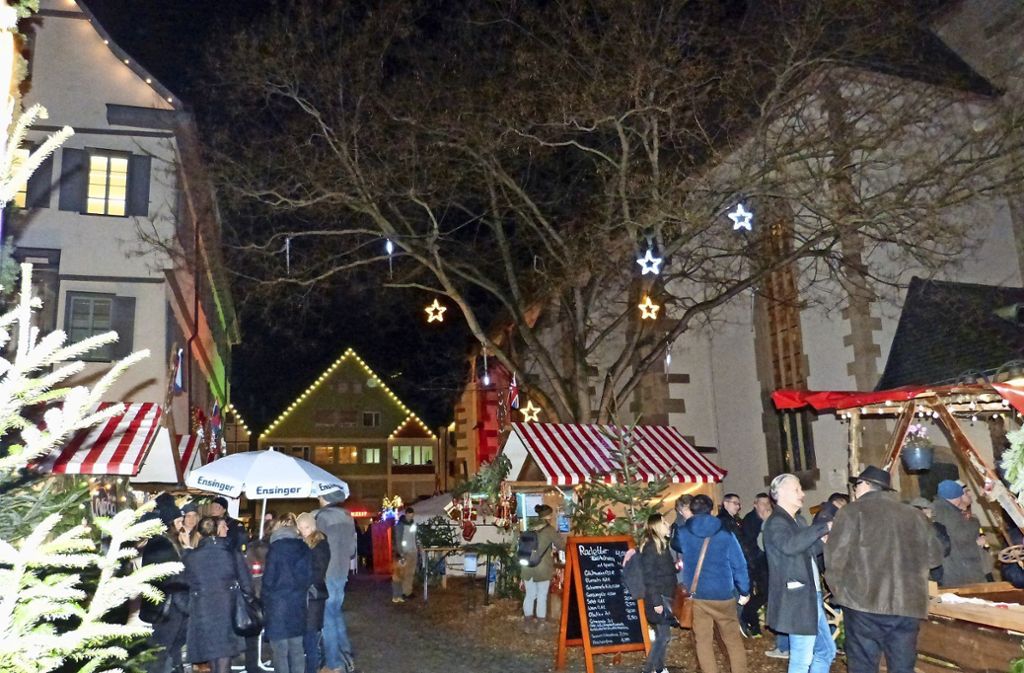 Hohes Defizit und wenig Besucher – Seit 2016 fast  300 000 Euro Verlust: Welt-Weihnachtsmarkt in der Marktstraße droht das Aus