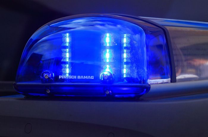Diebstahl in Neu-Ulm: Betrunken und bewaffnet - Mann stiehlt Kleintransporter