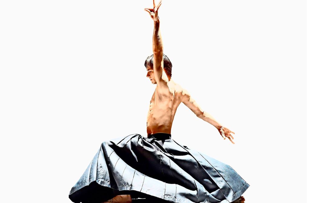 Seit September 1998 ist der gebürtige Stuttgarter Teil des Ensembles des Stuttgarter Balletts: Friedemann Vogel in Akram Khans Choreografie „Kaash“ beim Ballettabend „Atem-Beraubend“ des Stuttgarter Balletts.