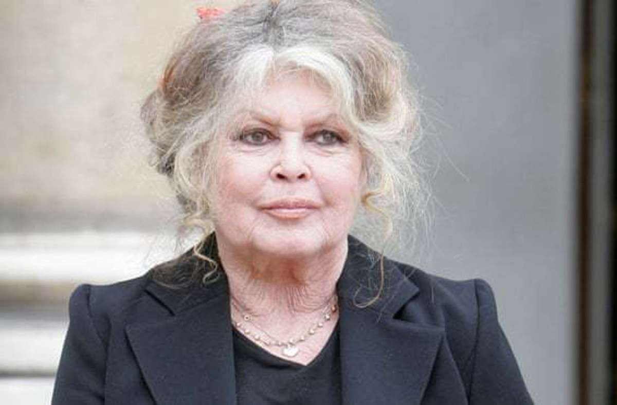 die französische Schauspielerin und Sängerin Brigitte Bardot (86) . . .