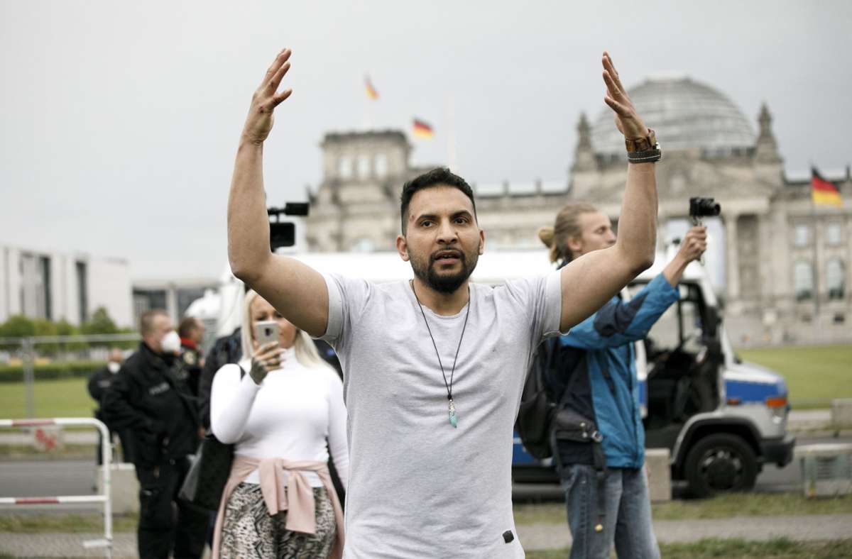 Wegen Volksverhetzung: Berlin verbietet erneut Kundgebung von Attila Hildmann