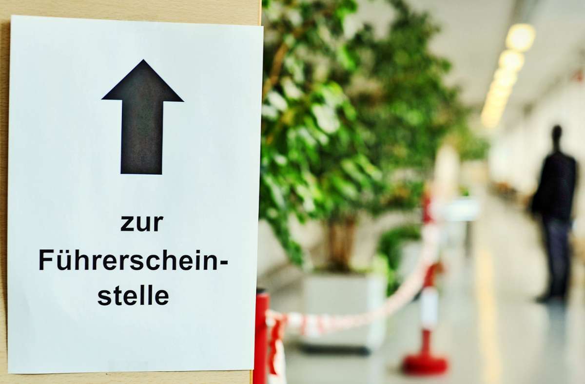 Neue Fristenregelung gilt auch in Stuttgart: Warum viele  Fahrschüler nun aufatmen können