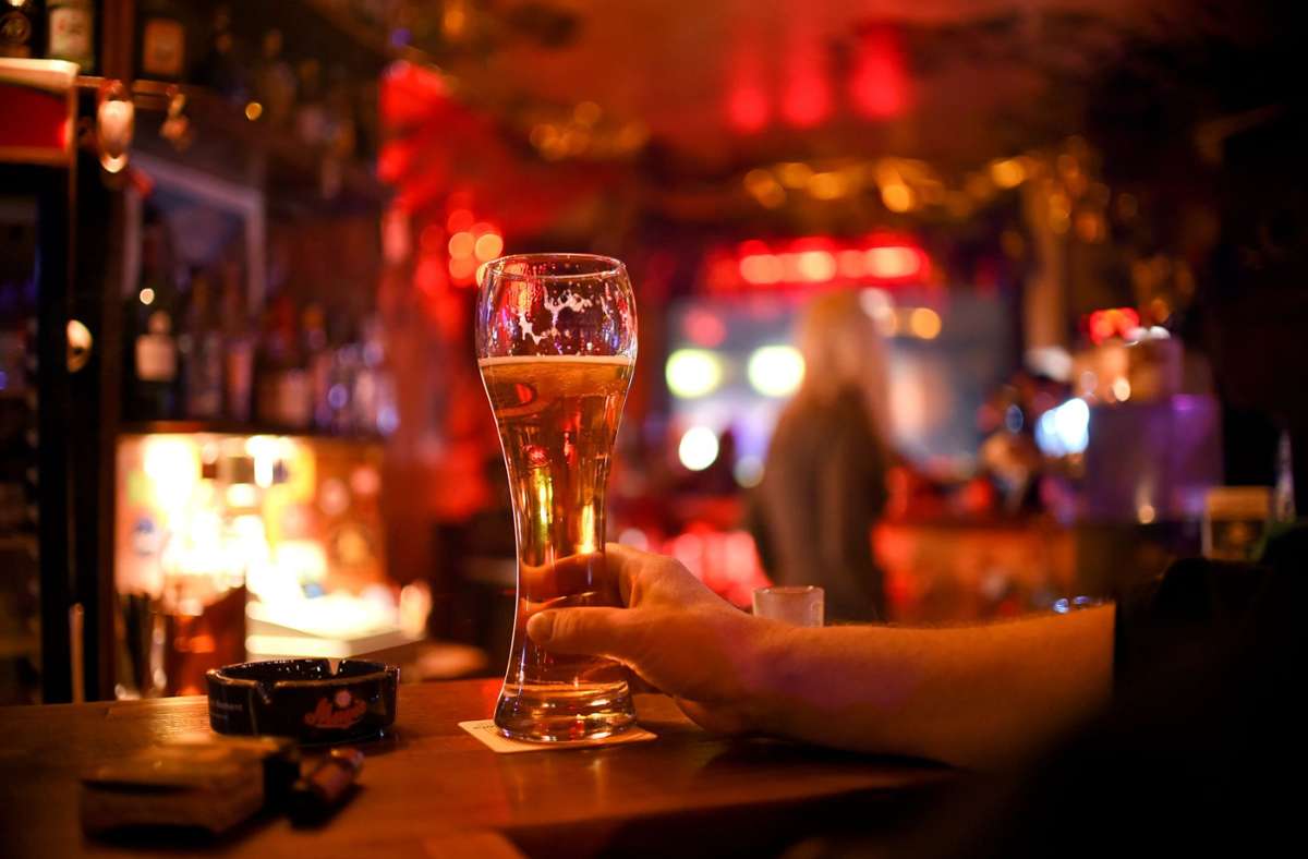 Corona-Sperrstunde um 22.30 Uhr: Wenn Stuttgarter Kneipen zu englischen Pubs werden