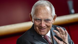 Schäuble kämpft   um Stimmen für Laschet