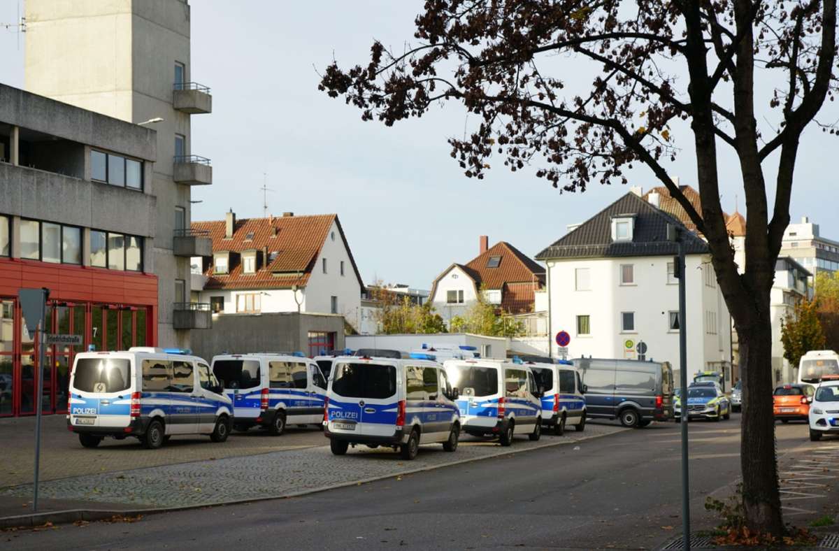 Aufregung in Göppingen: Alarm in Behörde löst Großeinsatz der Polizei aus