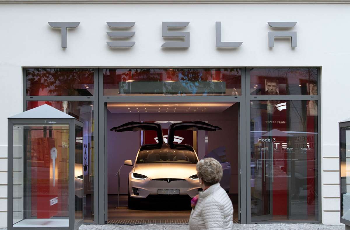 Klage gegen Tesla: Darum droht der  „Autopilot“-Werbung ein gerichtlicher Stopp