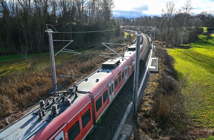 Von Ulm an den Bodensee: Die Südbahn steht unter Strom